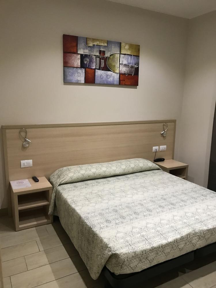 Hotel San Biagio Мілан Екстер'єр фото